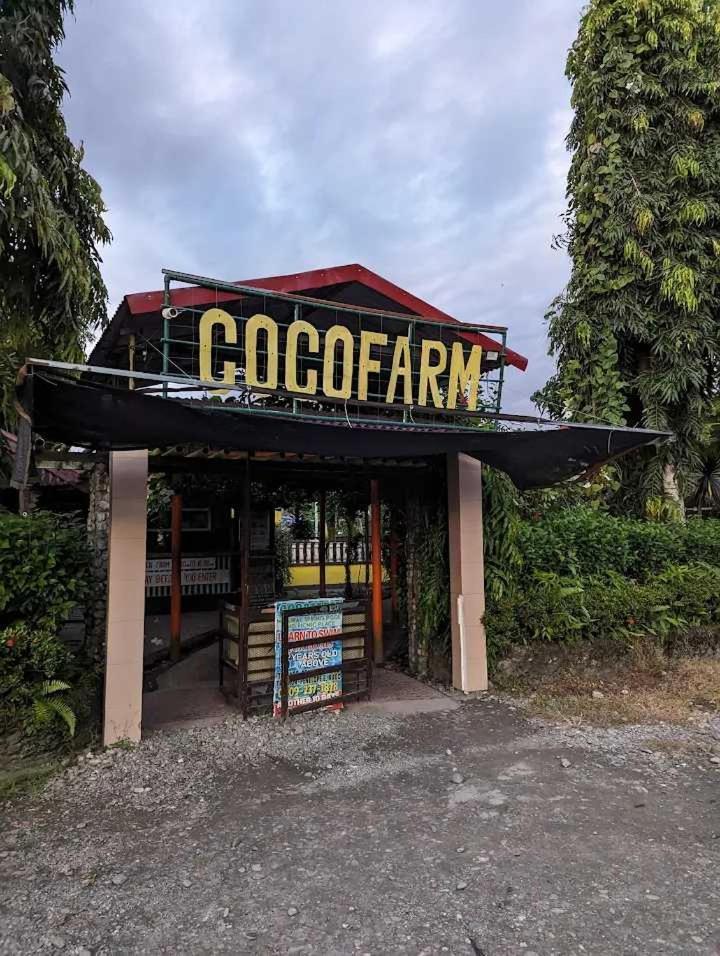 Pantropi-Coco Farm Hotell Calapan Eksteriør bilde